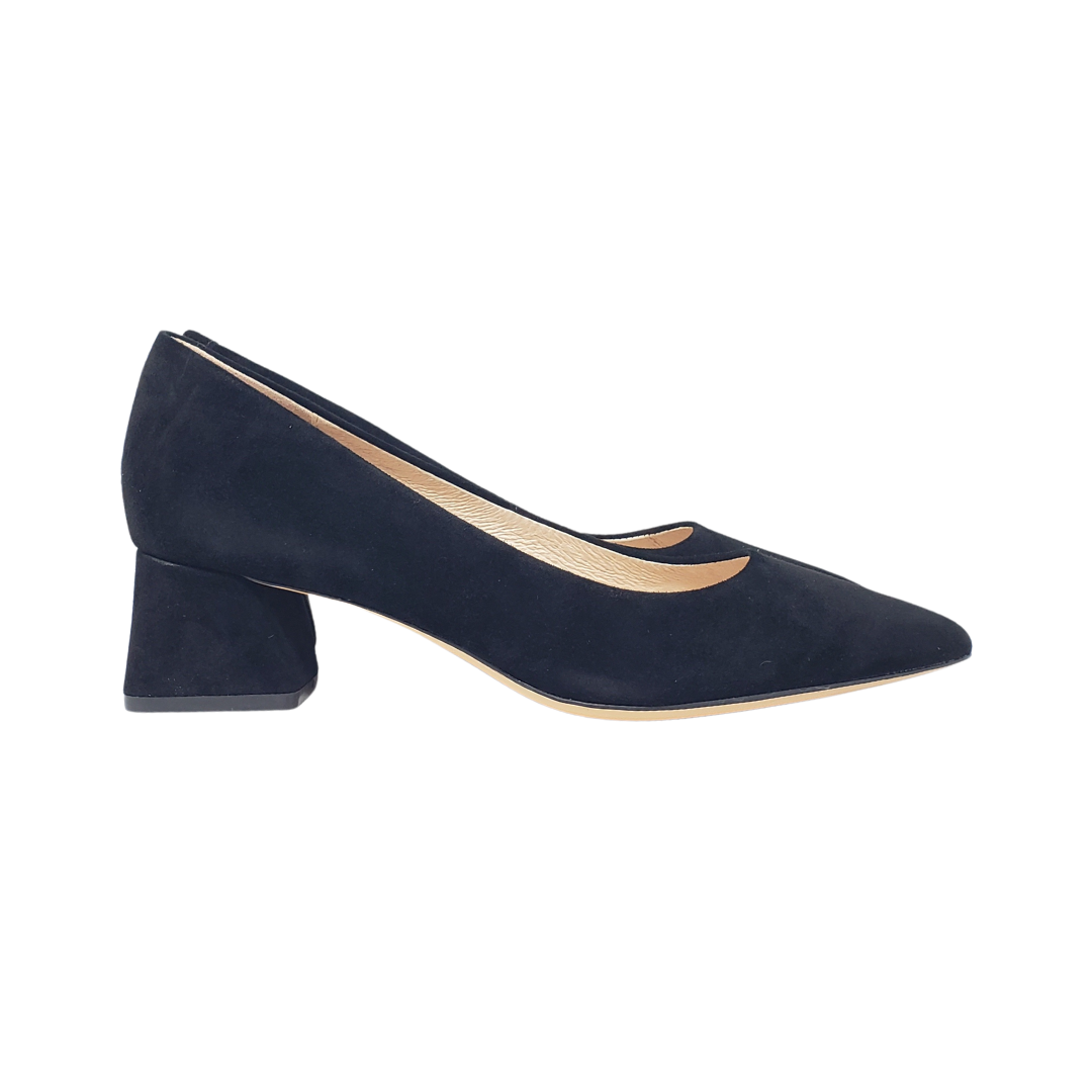 Ladies black top suede court shoes