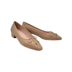 Viviamos Jasmine Holes Low Heel