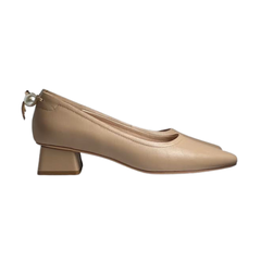 Viviamos Ruth Nude Leather Pearl Low Heel