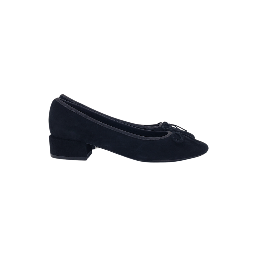 Vaneli Aleka Ladies Low Heel