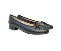 Coquette 8023 Ladies Black Leather Pump