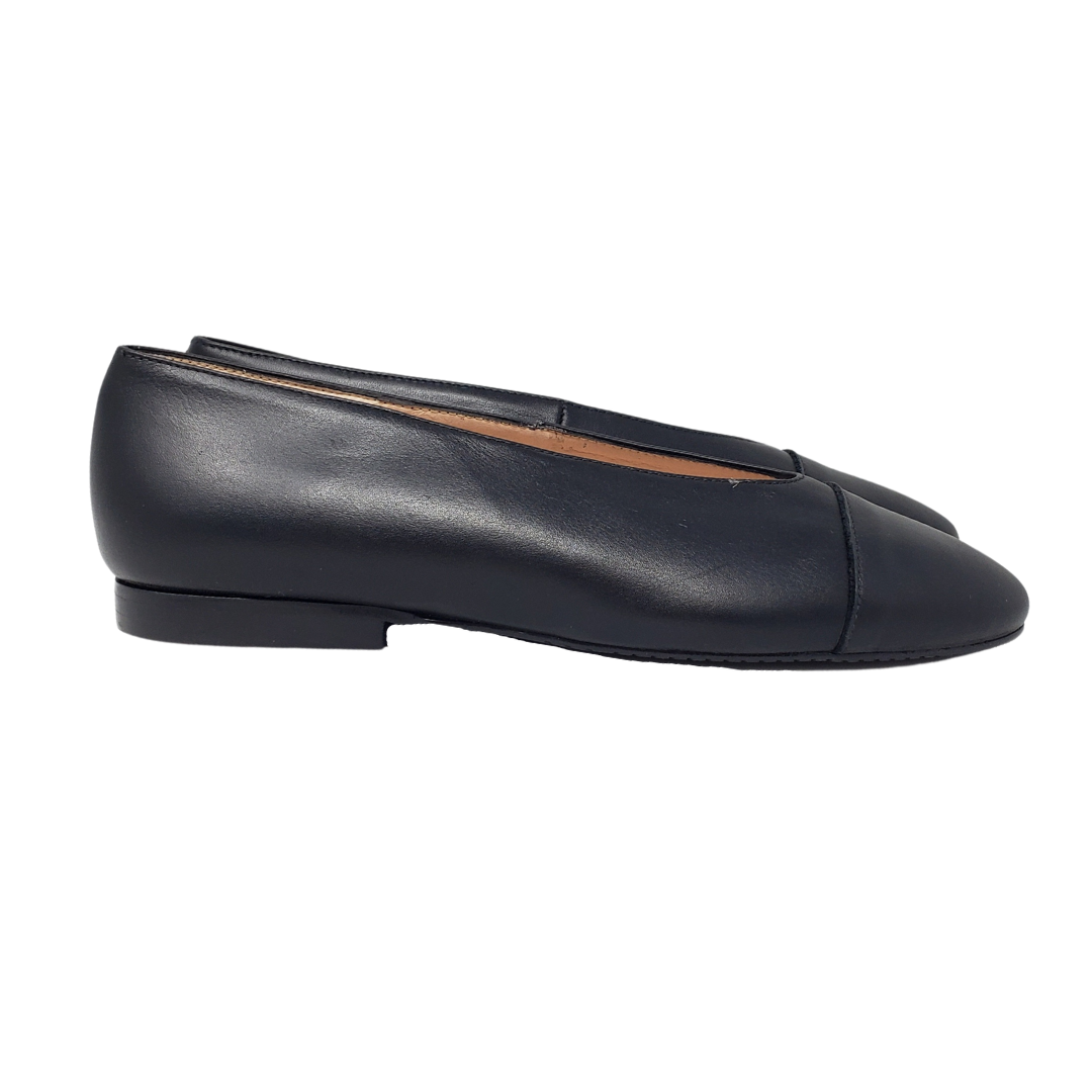 Brunella 403 Ladies Black Leather Flats