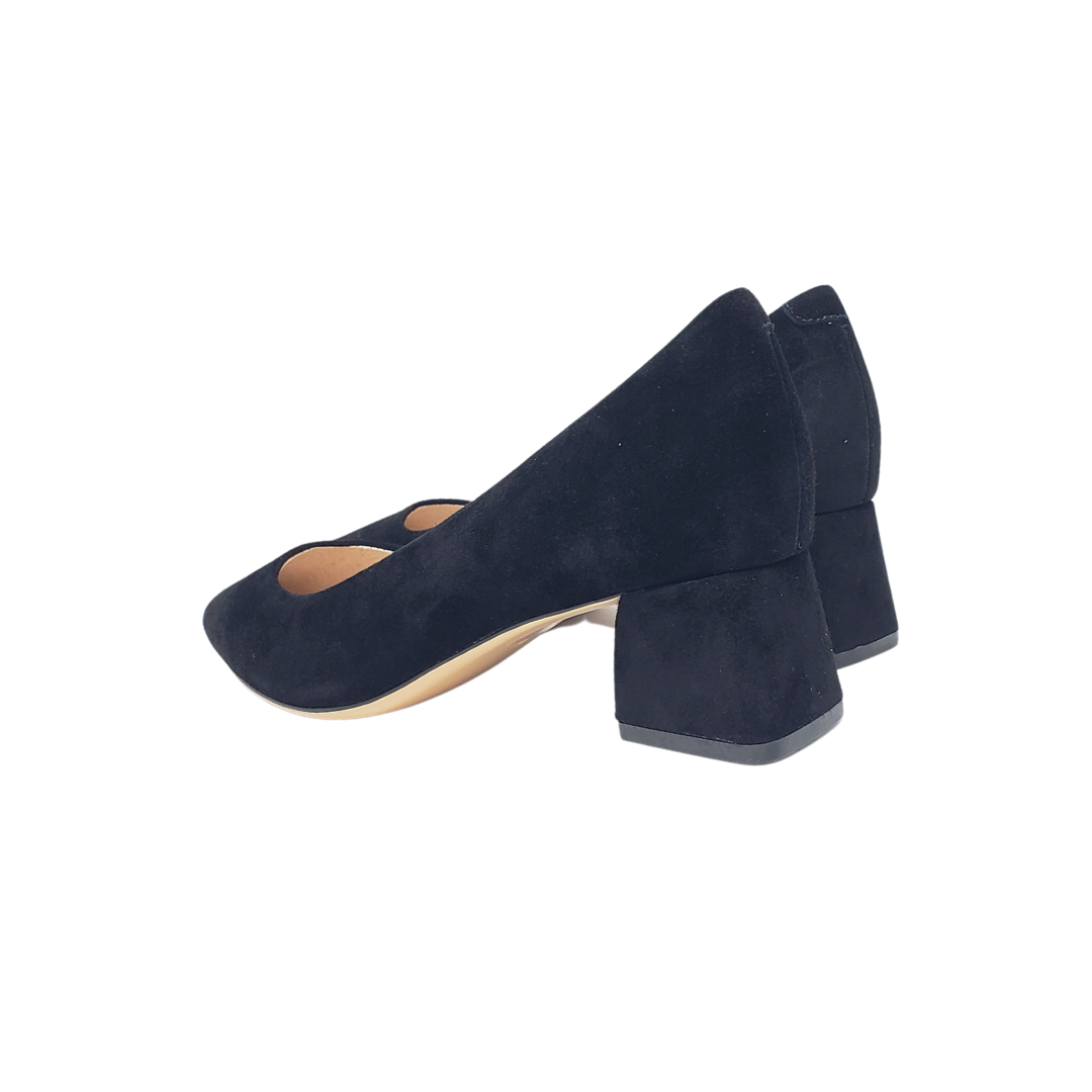 Ladies black suede clearance court shoes