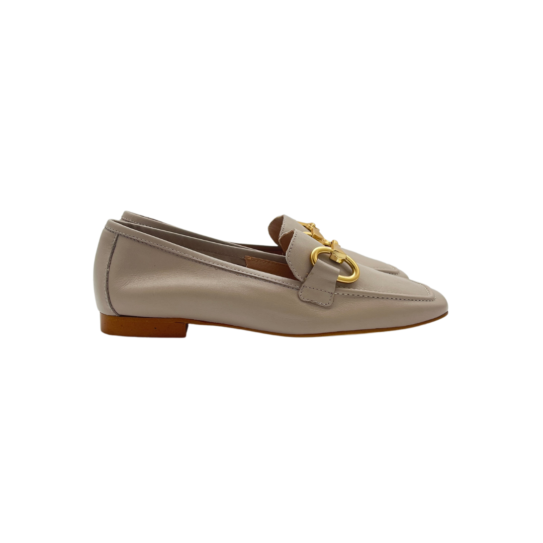 Menina 6013 Ladies Leather Loafer With Chain