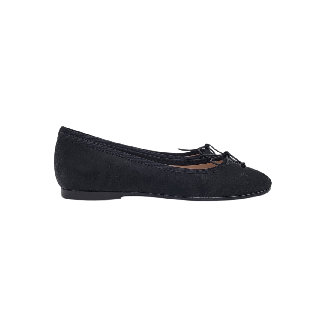 Beberlis 24034 Black Fabric Ballet Flats