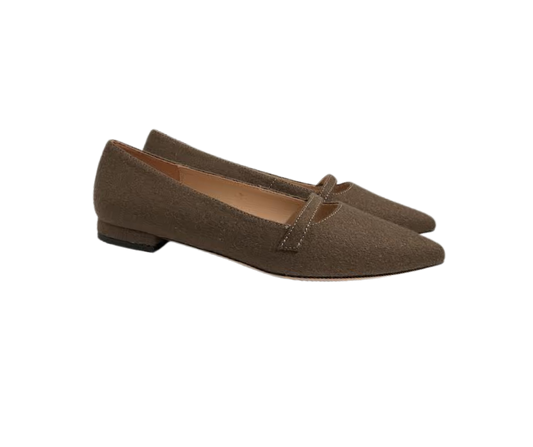 Viviamos Haren Taupe Flannel Fabric Flat