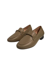Viviamos Myrtle Taupe Leather Flat