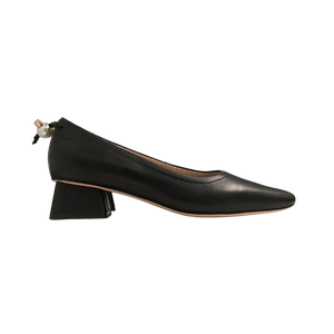 Viviamos Ruth Black Leather Low Heel