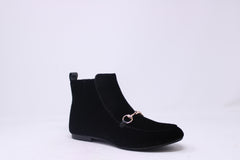 Esporre Ladies Ibrahim Velvet Bootie With Chain