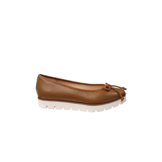 1936 Boutique 19366 Ladies Tan Leather Shoe