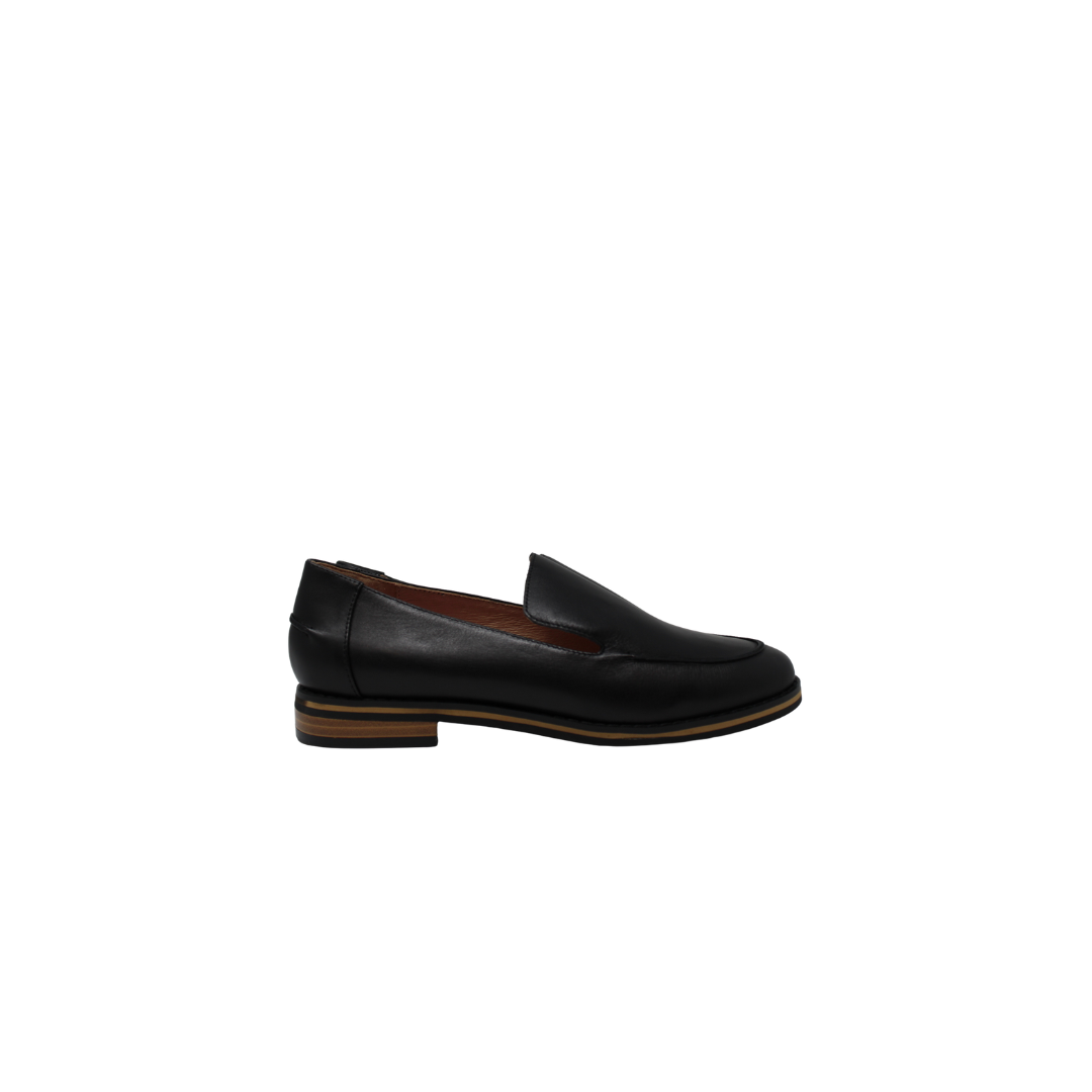 Esporee Whiskey Ladies Black Leather Loafer