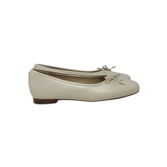 Sam Edelman Meadow ladies off white dress shoe with front bow